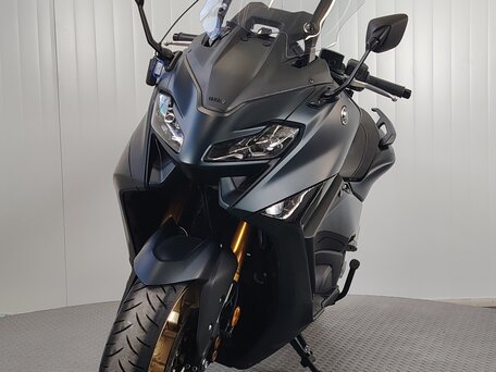 2022 Yamaha TMAX, зелёный, 1329000 рублей, вид 3