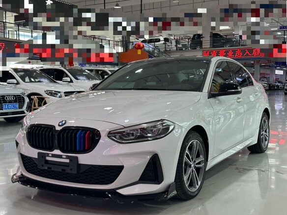 2023 BMW 1 серии 120i III (F52) Рестайлинг, белый, 1450000 рублей - вид 1