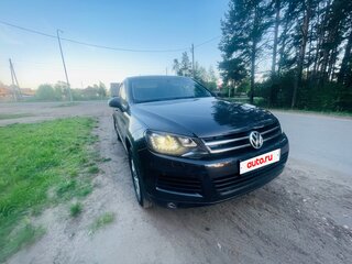 2010 Volkswagen Touareg II, чёрный, 1650000 рублей, вид 4