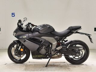 2024 Triumph Daytona 660, серый, 877000 рублей, вид 1