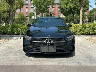 2023 Mercedes-Benz A-Класс 180 Long IV (W177) Рестайлинг, чёрный, 1725000 рублей, вид 2