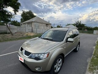 2008 Mitsubishi Outlander II, бежевый, 1100000 рублей, вид 1