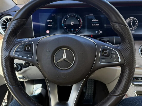 2017 Mercedes-Benz E-Класс 200 V (W213, S213, C238), красный, 4500000 рублей - вид 7