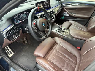 2023 BMW 5 серии M550i xDrive VII (G30/G31/G38) Рестайлинг, чёрный, 6000000 рублей, вид 3