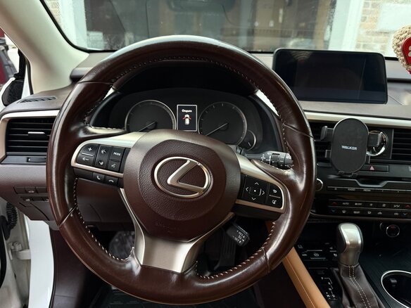 2016 Lexus RX 200t IV, белый, 3800000 рублей - вид 24
