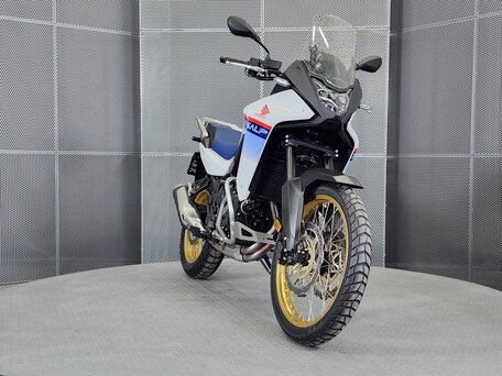 2025 Honda XL750 Transalp, белый, 1299000 рублей, вид 3