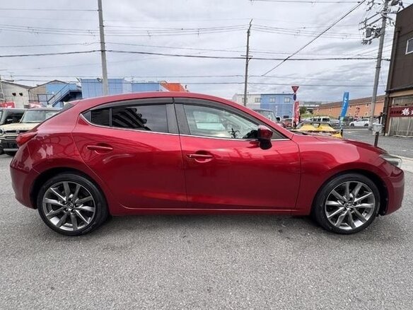 2018 Mazda Axela III Рестайлинг, красный, 1180000 рублей - вид 6