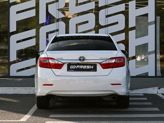 2014 Toyota Camry VII (XV50), белый, 1849000 рублей, вид 4