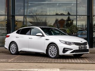 2018 Kia Optima IV Рестайлинг, белый, 1655000 рублей, вид 3