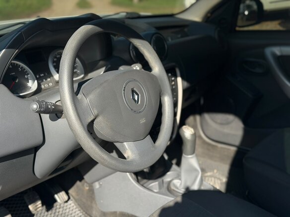 2014 Renault Duster I, белый, 720000 рублей - вид 8