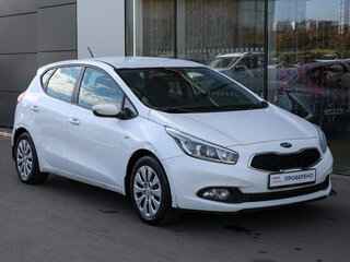 2015 Kia Ceed II Рестайлинг, белый, 898000 рублей, вид 3