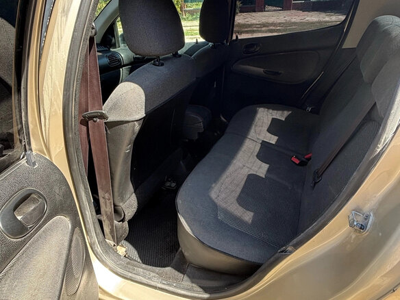 2008 Peugeot 206, серый, 220000 рублей - вид 8