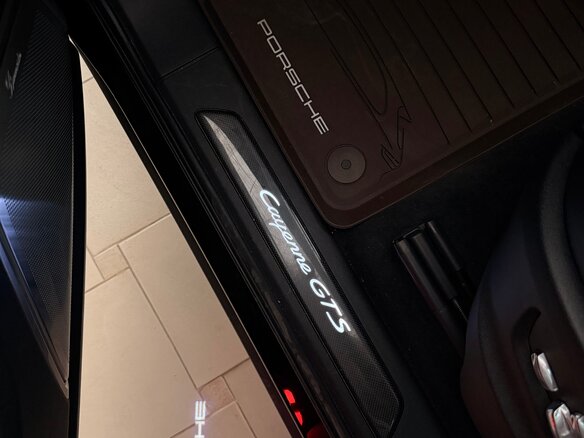 2020 Porsche Cayenne GTS Coupé III, чёрный - вид 14