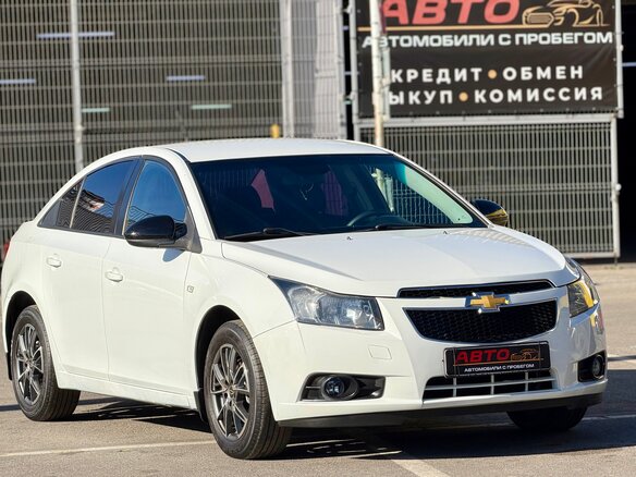 2012 Chevrolet Cruze I, белый - вид 1