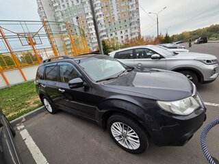 2011 Subaru Forester III Рестайлинг, серый, 1000000 рублей, вид 4