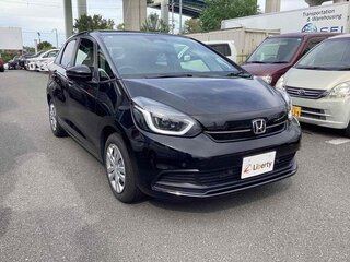 2023 Honda Fit IV Рестайлинг, чёрный, 1050000 рублей, вид 1
