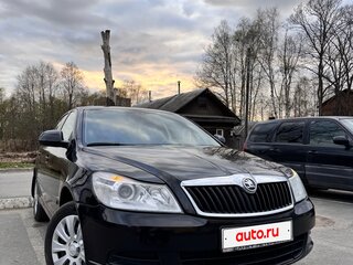 2009 Skoda Octavia II (A5) Рестайлинг, чёрный, 600000 рублей, вид 2