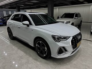 2022 Audi Q3 35 TFSI II (F3), серый, 2085000 рублей, вид 1
