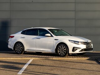2019 Kia Optima IV Рестайлинг, белый, 1895000 рублей, вид 3