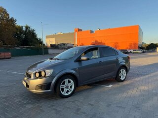 2013 Chevrolet Aveo II, серый, 550000 рублей, вид 3