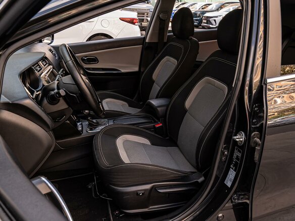 2014 Kia Ceed II, чёрный, 1340000 рублей - вид 9