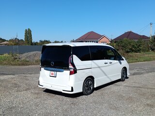 2020 Nissan Serena V (C27) Рестайлинг, белый, 2250000 рублей, вид 3