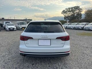 2018 Audi A4 V (B9), белый, 1512000 рублей, вид 4