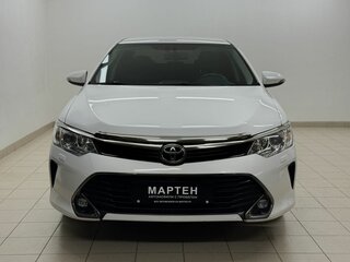 2017 Toyota Camry VII (XV50) Рестайлинг, белый, 2589000 рублей, вид 2