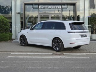 2026 Li Auto (Lixiang) L9 52.3 kWh I Рестайлинг, белый, 11990000 рублей, вид 4