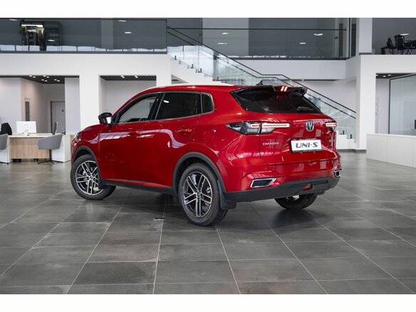 2026 Changan UNI-S I, красный, 3229900 рублей - вид 33