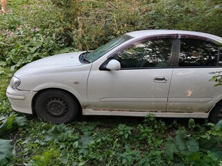 2002 Nissan Bluebird Sylphy I (G10), белый, 275000 рублей, вид 5