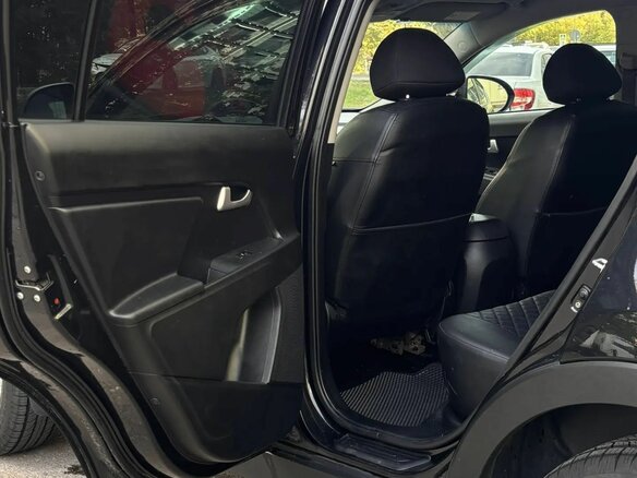 2012 Kia Sportage III, чёрный, 1250000 рублей - вид 7