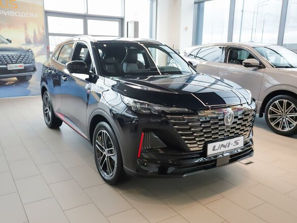 2026 Changan UNI-S I Рестайлинг, чёрный, 3079900 рублей - вид 4