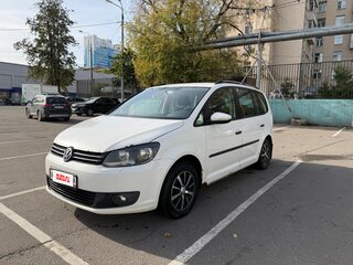 2011 Volkswagen Touran I Рестайлинг 2, белый, 430000 рублей, вид 1