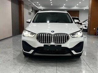 2021 BMW X1 Long 20Li sDrive II (F48) Рестайлинг, белый, 2700000 рублей, вид 1
