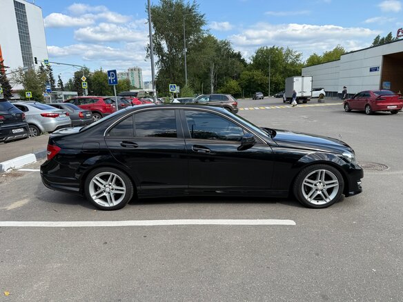 2012 Mercedes-Benz C-Класс 180 III (W204) Рестайлинг, чёрный - вид 3