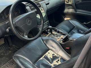 1999 Mercedes-Benz E-Класс 280 II (W210, S210), чёрный, 230000 рублей, вид 5