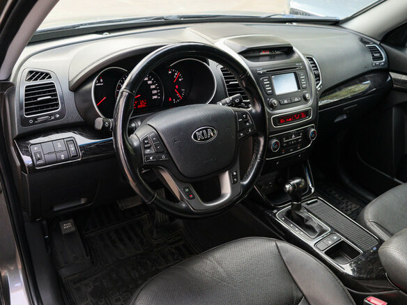 2018 Kia Sorento II Рестайлинг, серый, 2390000 рублей - вид 11
