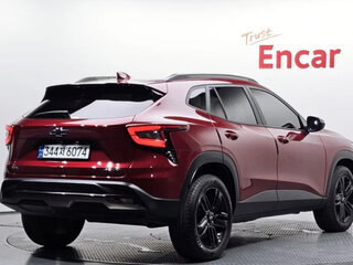2023 Chevrolet Trax II, красный, 1333000 рублей, вид 3