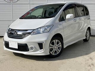 2015 Honda Freed I Рестайлинг 2, белый, 833000 рублей, вид 1