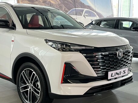 2025 Changan UNI-S I, белый, 3179900 рублей, вид 5