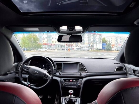2017 Hyundai Avante VI, синий, 1780000 рублей - вид 13