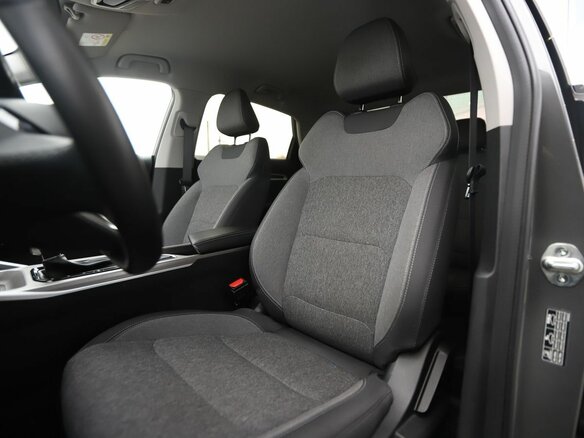 2024 Geely Emgrand II, серый, 1600000 рублей - вид 11