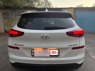 2019 Hyundai Tucson III Рестайлинг, белый, 2300000 рублей, вид 4