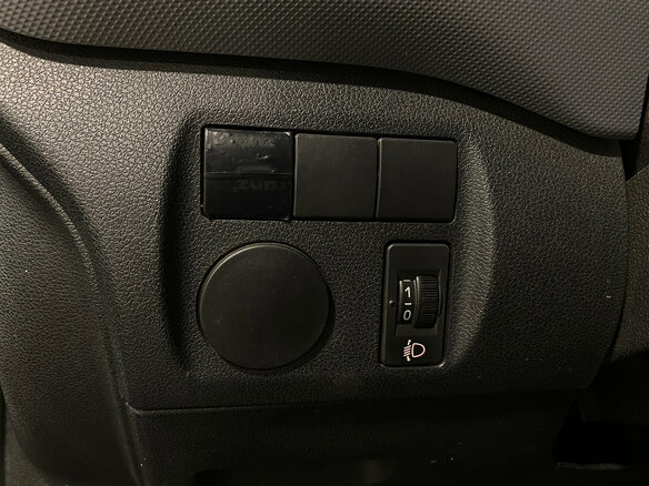 2010 Peugeot Partner, серый, 650000 рублей - вид 14