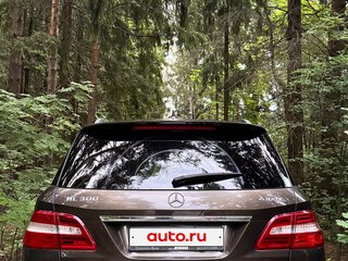 2015 Mercedes-Benz M-Класс 300 III (W166), коричневый, 2500000 рублей, вид 5