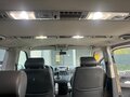 2013 Volkswagen Multivan T5 Рестайлинг, коричневый, 2225000 рублей - вид 7