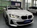 2023 BMW 1 серии 120i III (F52) Рестайлинг, белый, 2000000 рублей - вид 1