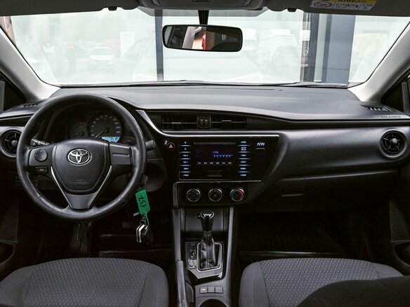 2018 Toyota Corolla XI (E160, E170, E180) Рестайлинг 1, серый, 1569000 рублей - вид 16