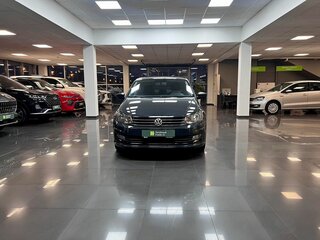 2015 Volkswagen Polo V Рестайлинг, серый, 990000 рублей, вид 3